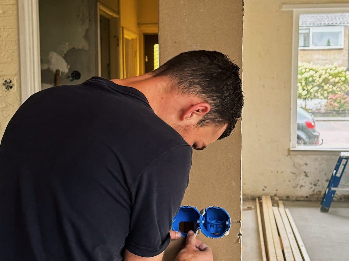 Montage & beveiliging door Klusservice Oostenbrink in Apeldoorn